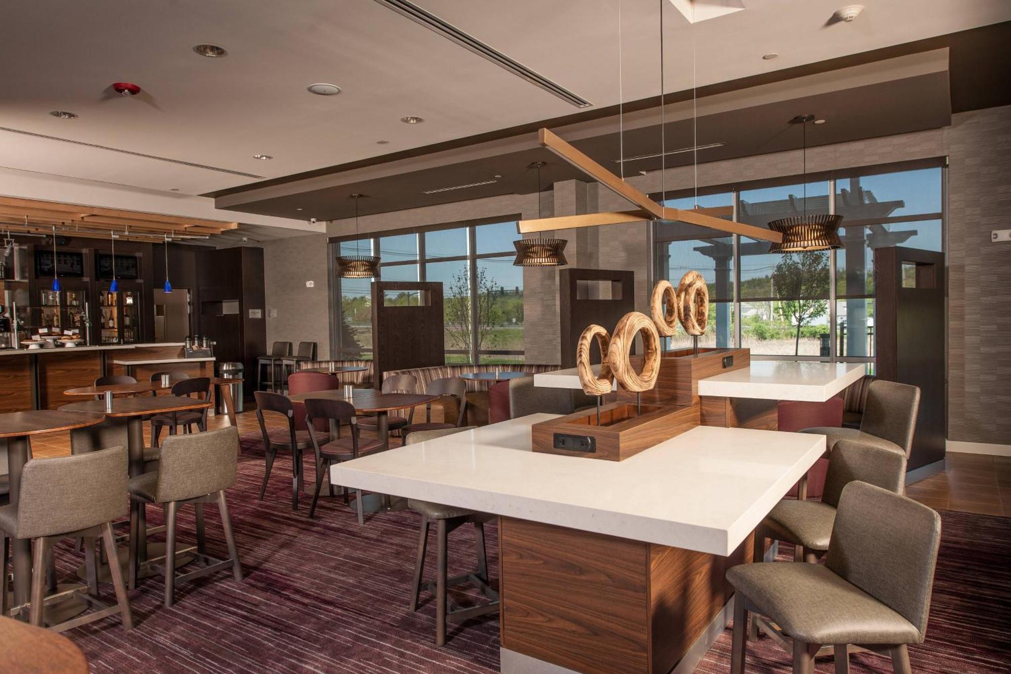Courtyard By Marriott Boston Littleton Hotel Exterior foto