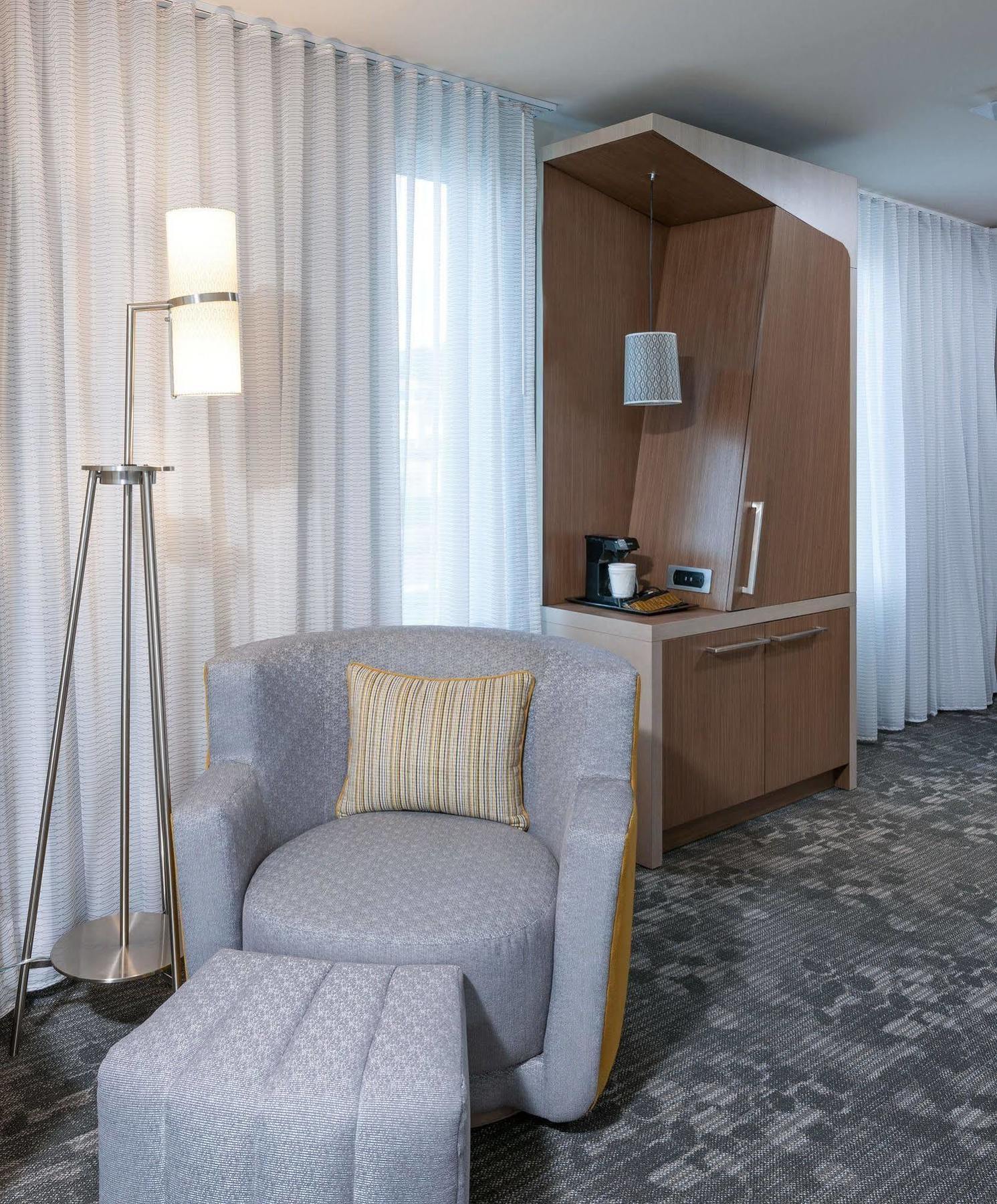 Courtyard By Marriott Boston Littleton Hotel Exterior foto